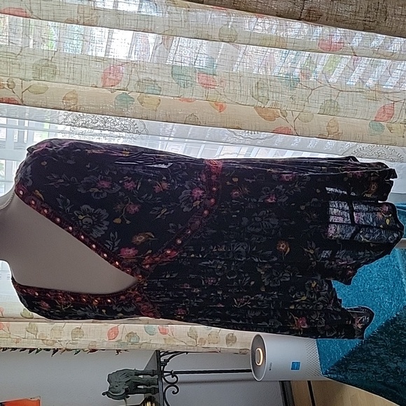 Free People Top with mirror and embroidery accents. - Picture 4 of 7